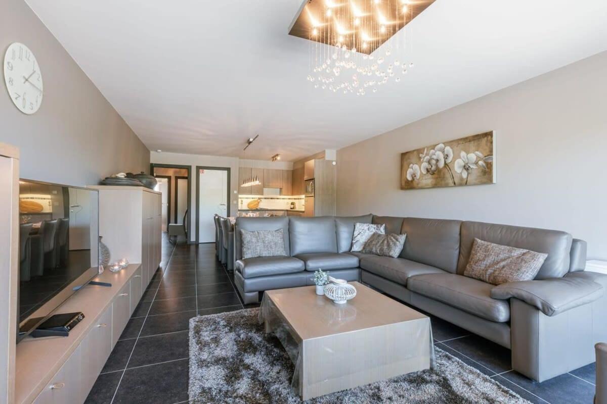 Huswell - Bright Apartment With Parking Near The Beach Bredene Ngoại thất bức ảnh